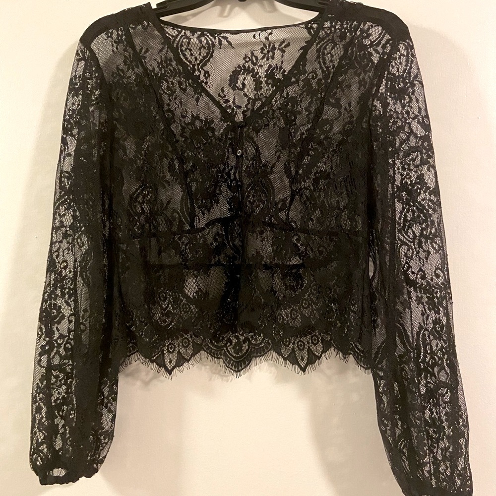 2/$10 🆕 H&M Black Lace Blouse